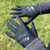 Funktionell handske med glittrig design