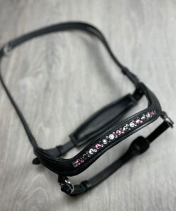 Anatomisk nosgrimma med rosa stenar